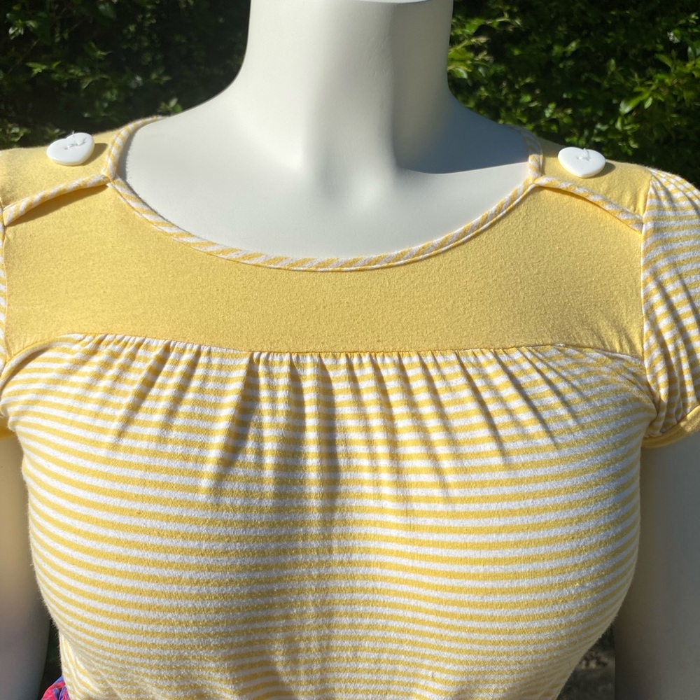 Vintage Forever 21 Yellow Striped Women's Top w/ Heart Buttons